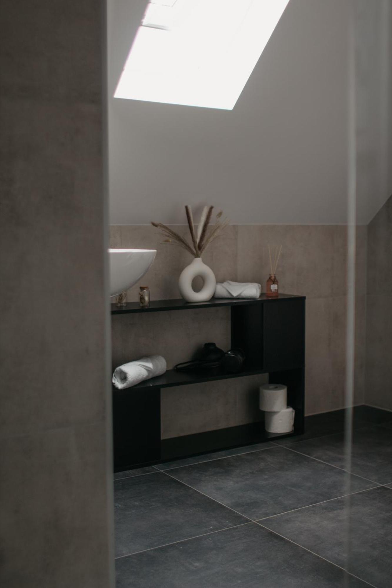 Zohe Alpha Apartment Mit Moselblick Kinheim Eksteriør billede